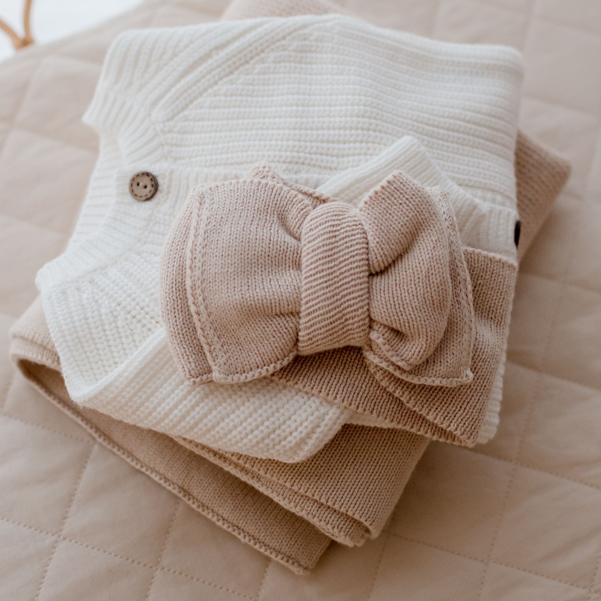 Knitted Oversized Topknot | Merino