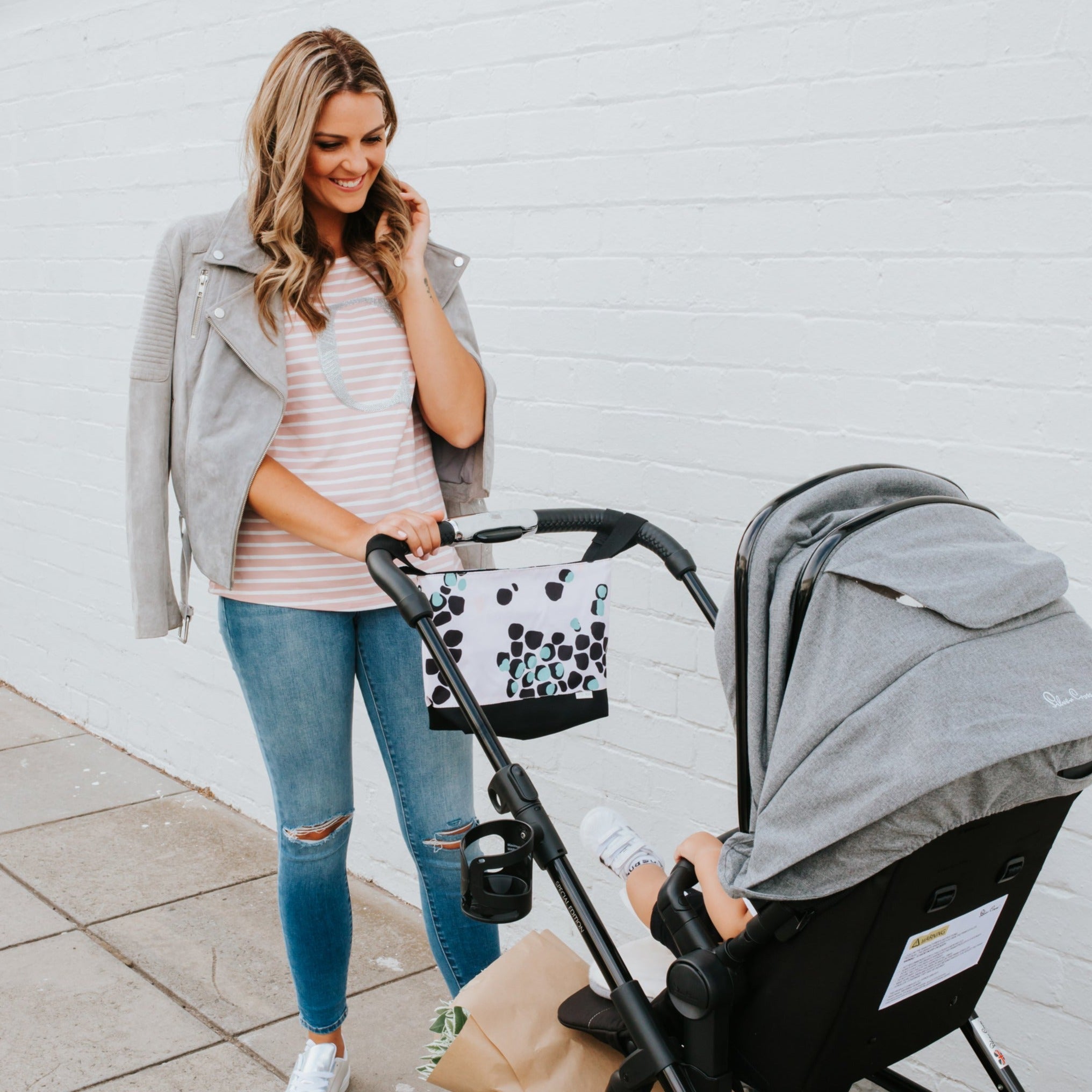 How to Stop Your Baby from Overheating in the Pram: Simple Tips for Mums