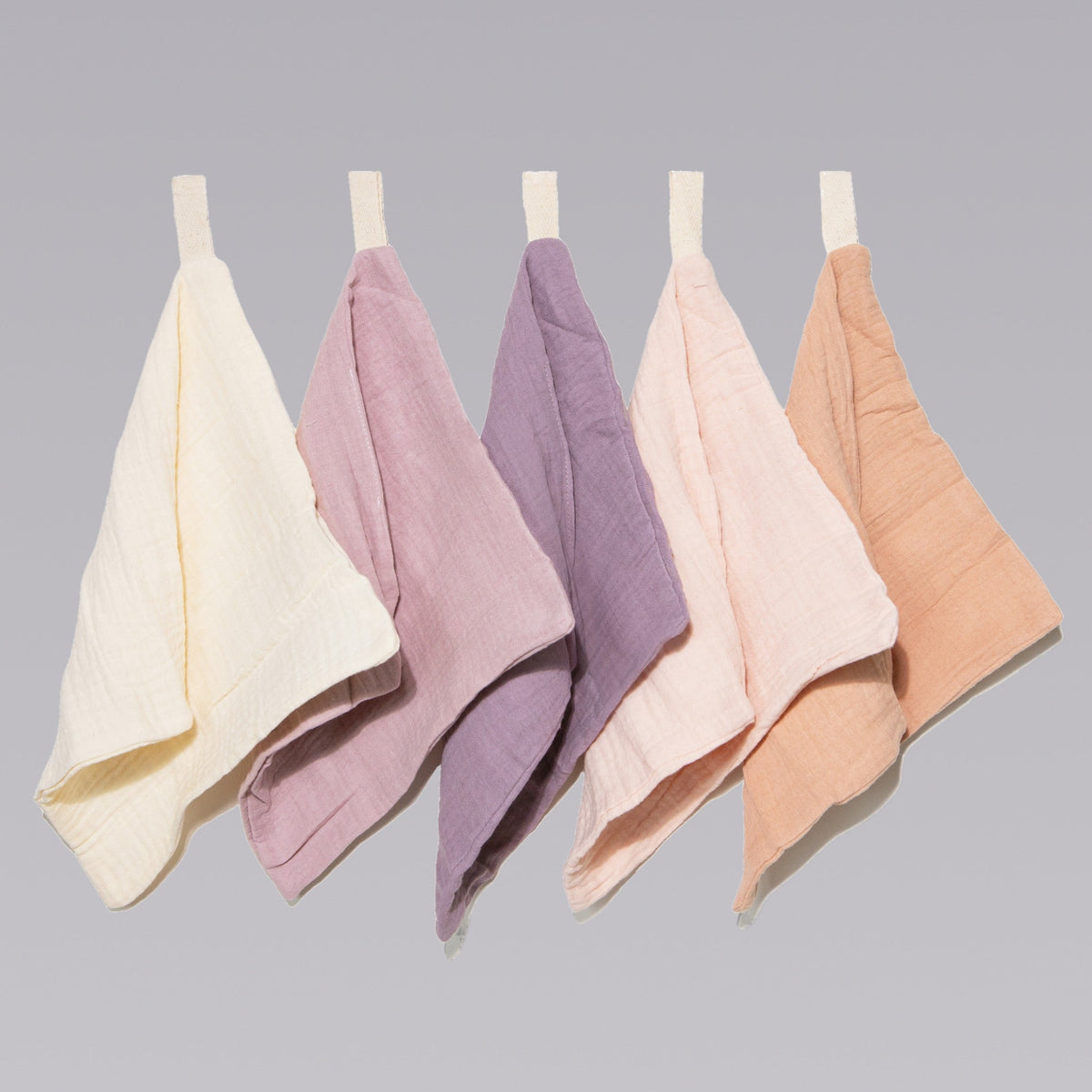 Organic muslin wash cloths in Lavender Blush